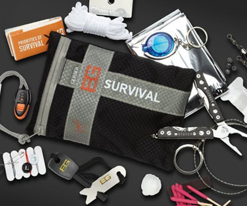 Bear Grylls Ultimate Survival Kit