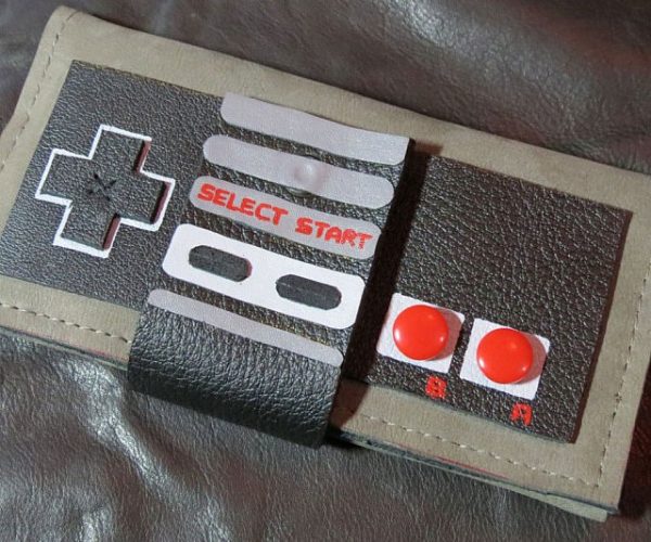 NES Controller Wallet