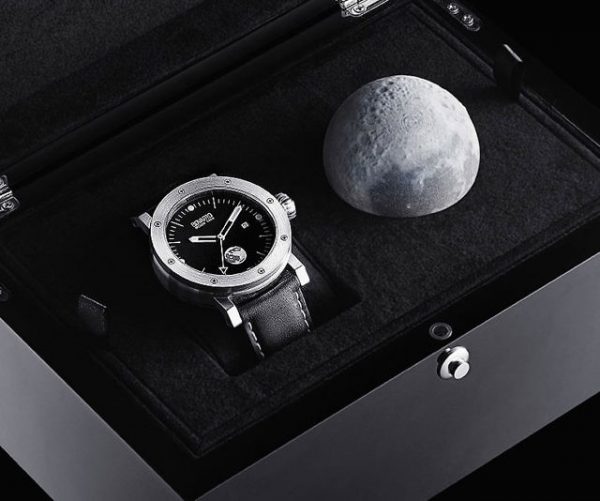 Apollo 11 Bovarro Automatic Watch