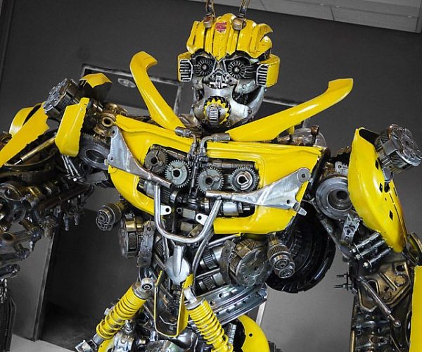 Recycled Metal Bumblebee Statue