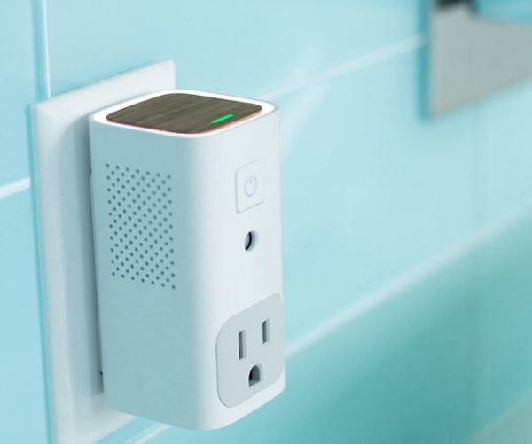 Air Quality Monitoring Smart Outlet