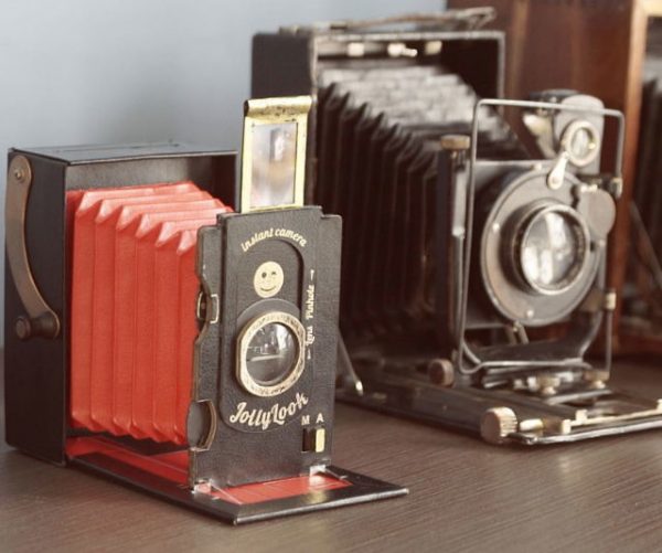 Cardboard Vintage Instant Camera