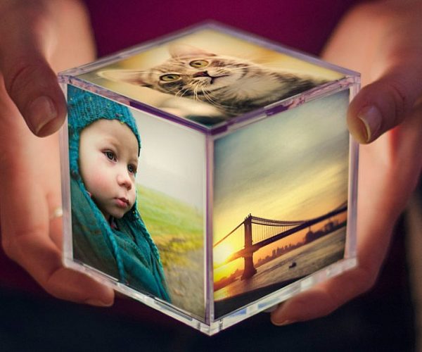 Illuminating Instagram Photo Cube