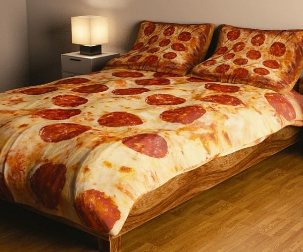 Pepperoni Pizza Bed Set