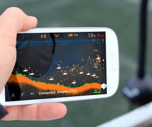 Smartphone Connected Fish Finder