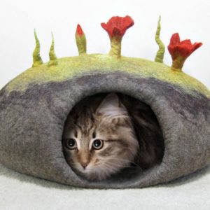 DIY Felted Cat Cave Bed Tutorial