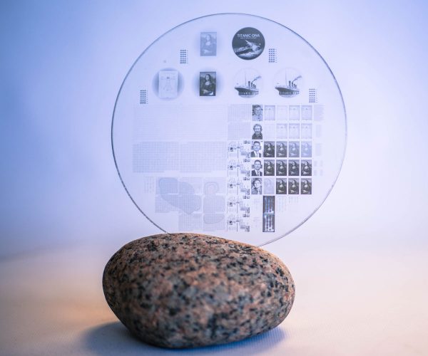 Nanoform Sapphire Eternal Storage Disk