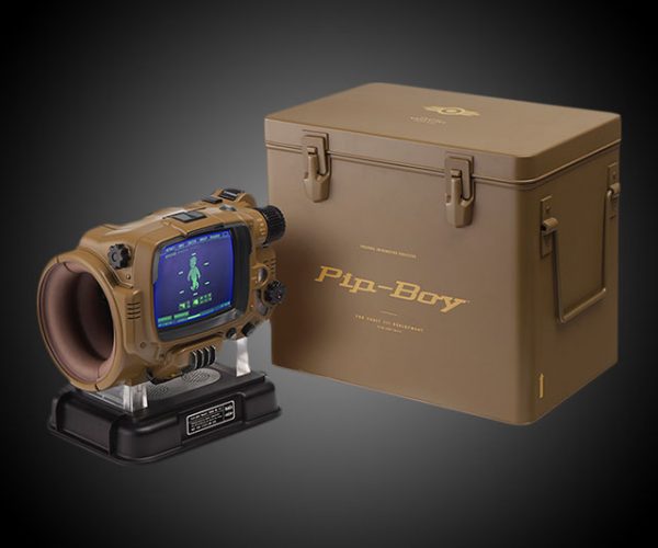 Pip-Boy: Deluxe Bluetooth Edition