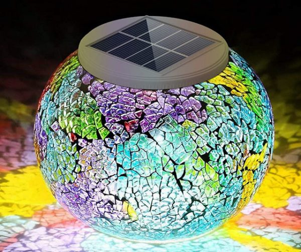 Color Changing Mosaic Solar Light