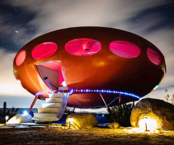 UFO House Airbnb