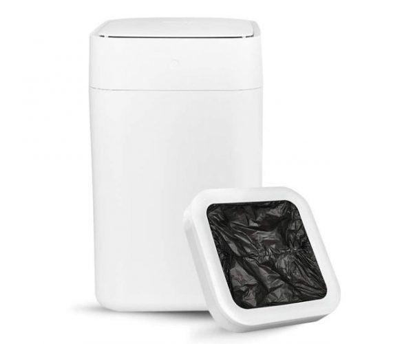 Self-Sealing & Self-Cleaning Trash Can